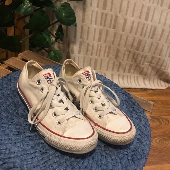 White converse sneakers used ,  in good condition - Picture 6 of 6